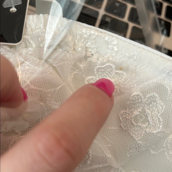 NWT! Wacoal 85720 White Bra - Picture 10 of 10